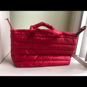 New Estée Lauder Navy Zippered Tote Bag & New Red and Pink Interior Bag Bundle